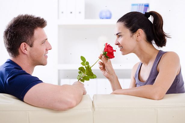 Hvordan håndtere Valentinsdag i et nytt forhold. Ta en samarbeidende tilnærming til ferien.