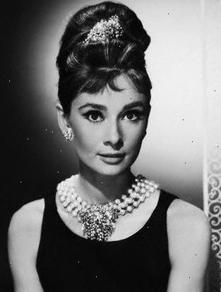 Hvordan å ha en Audrey Hepburn påvirket stil. Finn ut hva som ser bra ut på deg.