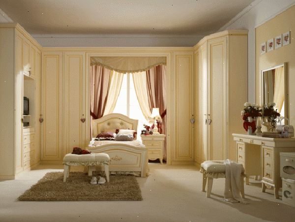Hvordan ha en perfekt soverom (ungjenter). Male rommet ditt eller tapetsere den eller bruke begge hvis du vil, og du er i stand til.