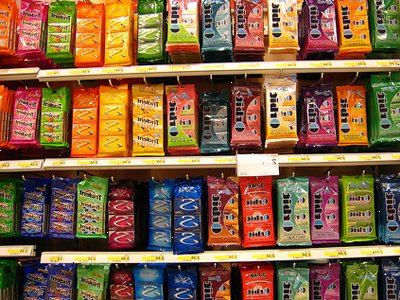 Hvordan selge tyggegummi på skolen. Eksperimentere med andre, mindre kjente smaker.