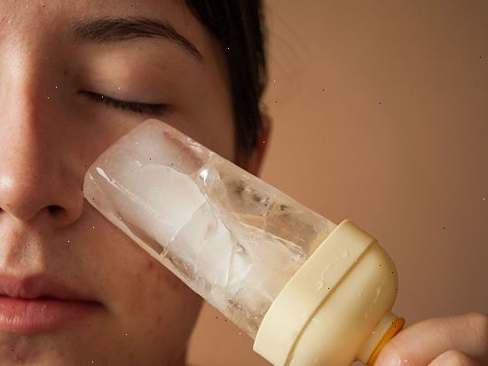 Hvordan bli kvitt store porer og urenheter. Vask ansiktet hver dag, være forsiktig med å overwash.